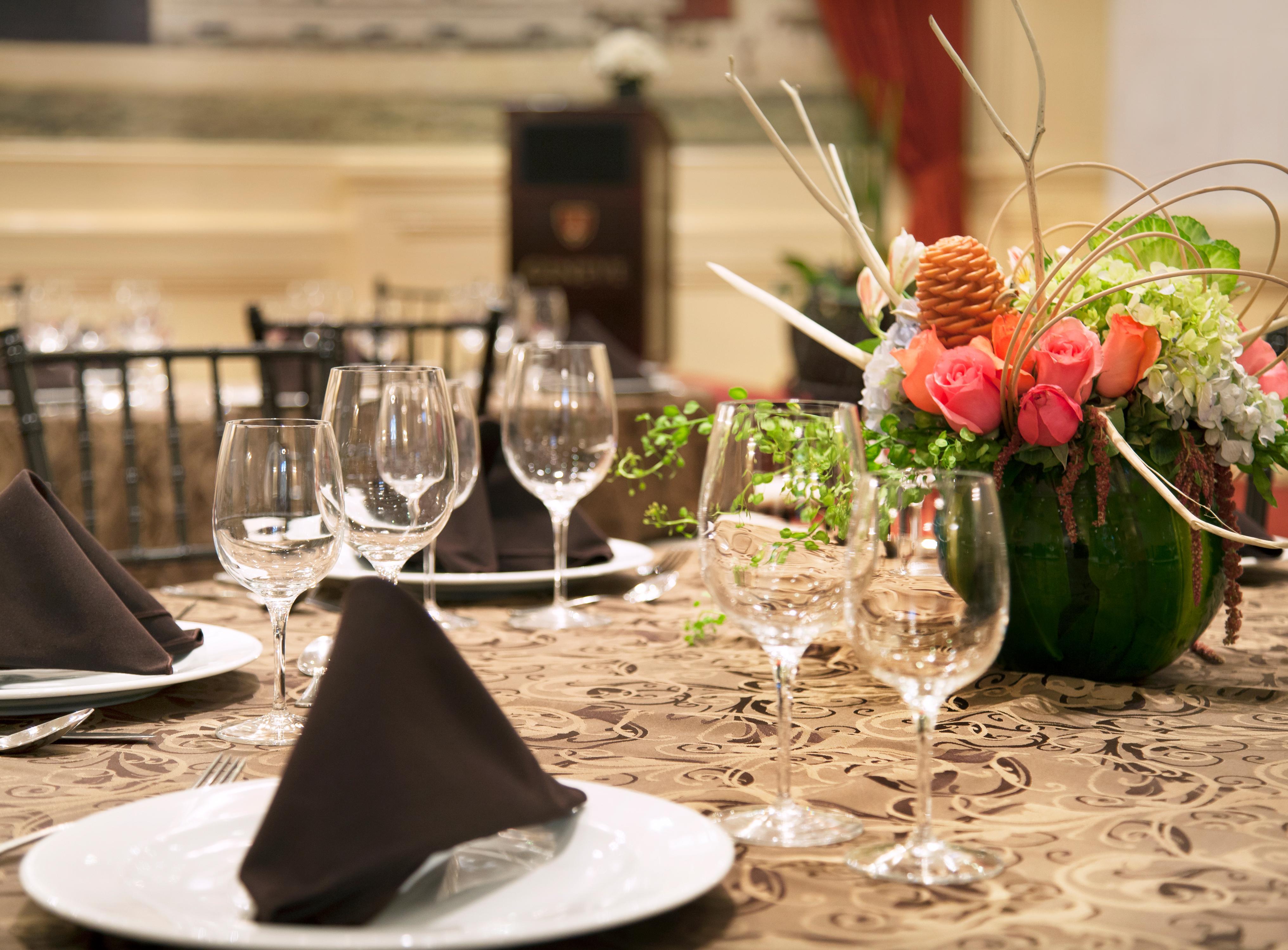 Hotel Geneve Cd De Mexico Eksteriør billede A table set for a formal dinner